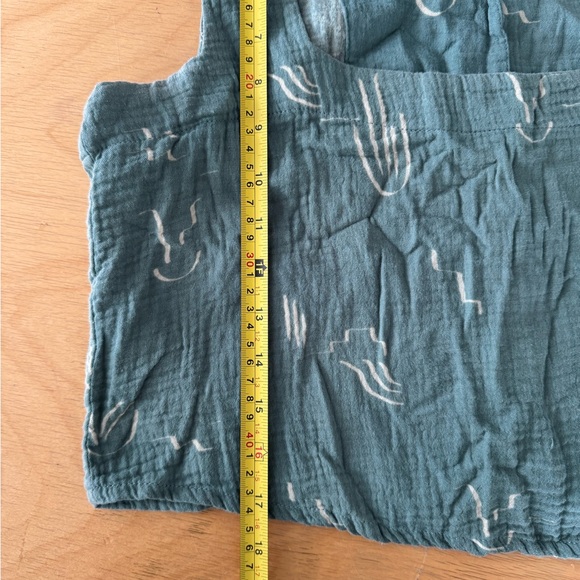 Bel Kazan Green Sleeveless Top and Pants Set - Picture 7 of 10